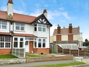 Hadleigh Road- click for photo gallery